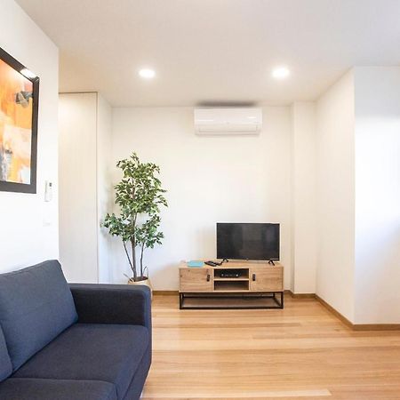 Homely Studio W/ Ac Near Marques By Lovelystay Porto Luaran gambar