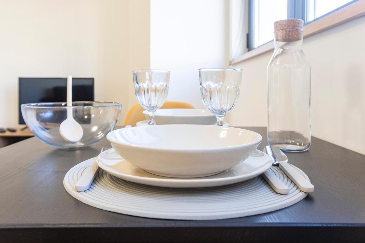 Homely Studio W/ Ac Near Marques By Lovelystay Porto Luaran gambar