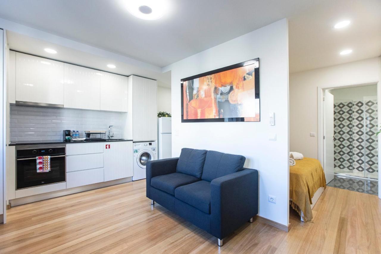 Homely Studio W/ Ac Near Marques By Lovelystay Porto Luaran gambar